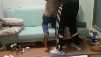 对白超级淫荡！真实偷情这骚女太骚了淫语挑逗